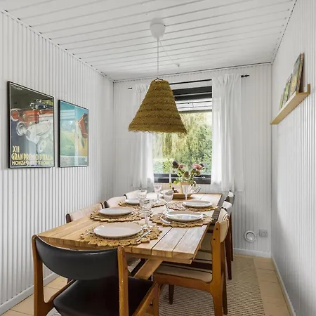 3 Bedroom Pet Friendly In Nyaraló Fåborg