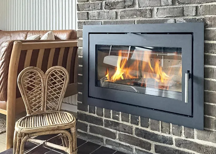 3 Bedroom Pet Friendly In *